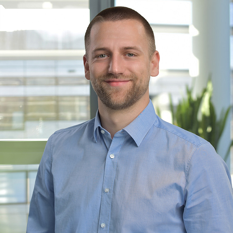 Lars Beuthert, Prokurist
